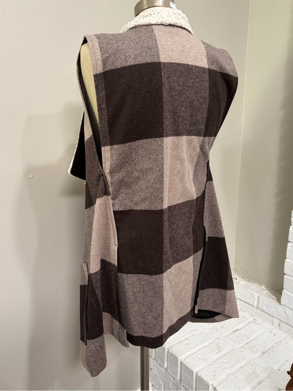 Paper Crane Brown & Cream Plaid Sherpa Vest - Picture 2 of 4